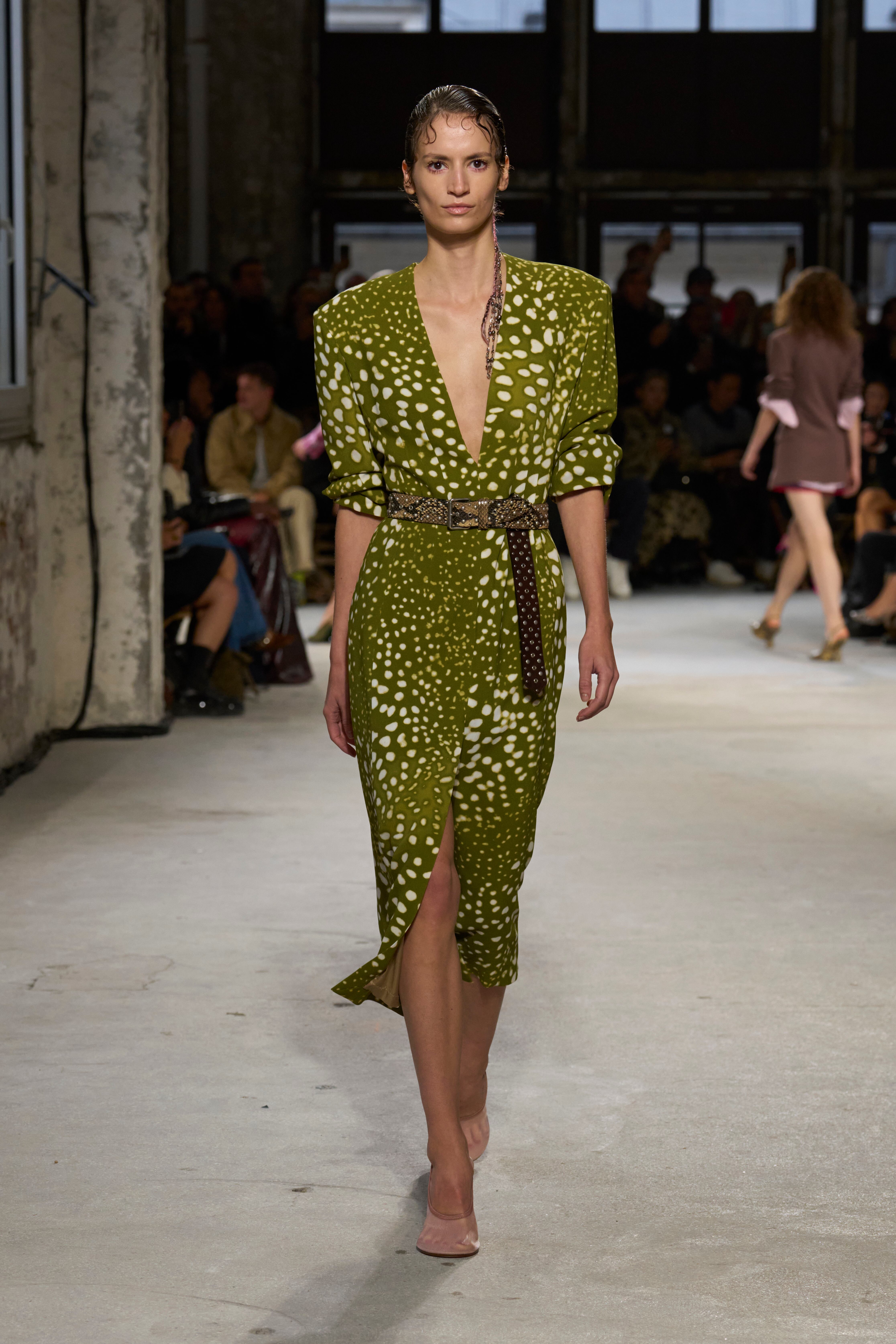 Primavera-verano 2025 de Dries Van Noten.