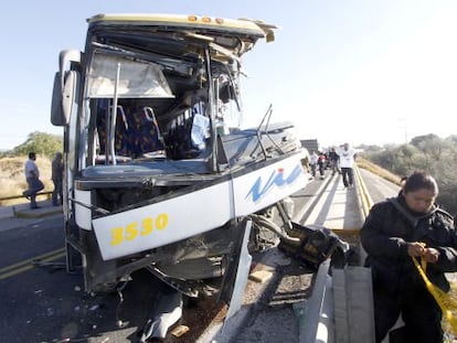 Dos autobuses accidentados en el Estado mexicano de Puebla. 