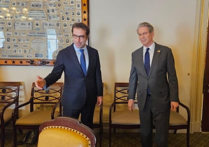 Washington reclama a España más gasto militar y eliminar la ‘tasa Google’ en un duro y frío resumen de la reunión con Cuerpo 