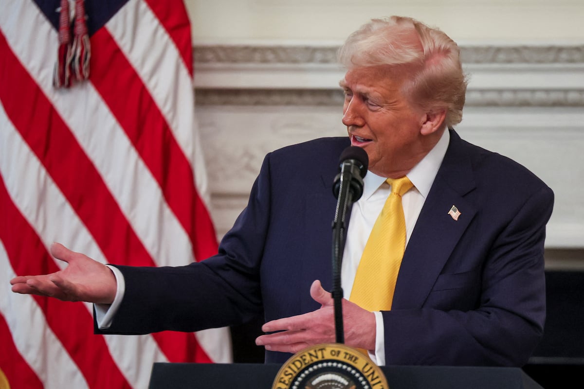 Trump amenaza con aranceles a la UE por exigir moderación de contenidos a X y Facebook | Economía | EL PAÍS