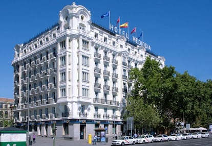 Fachada del hotel Mediodía de Madrid.