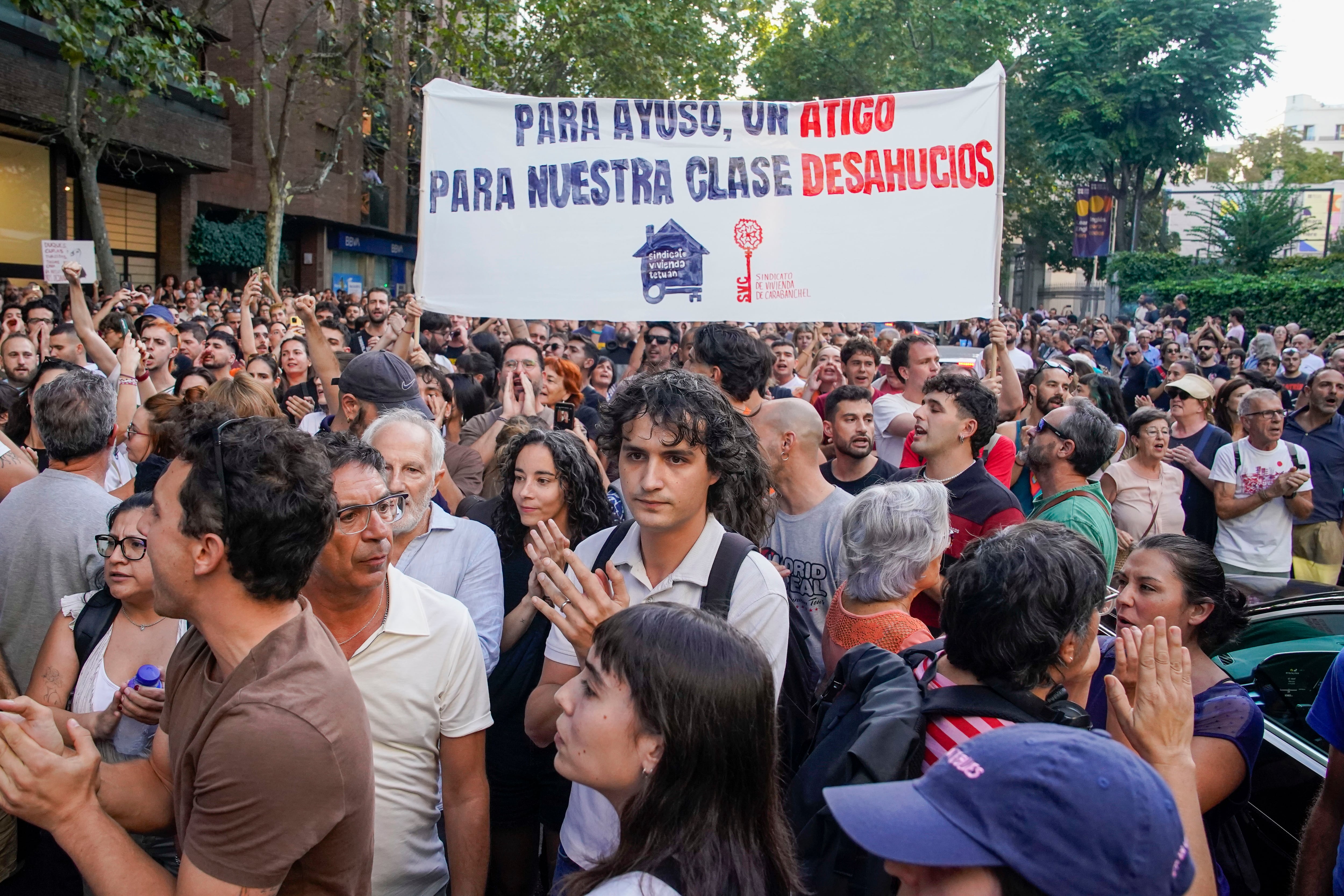 Manifestación contra los desahucios, en directo | Maricarmen anima desde el hospital a acudir a la manifestación de esta tarde en Madrid