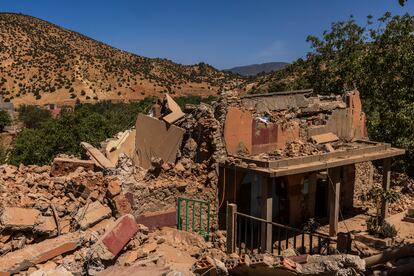 The mosque in Anerni after last Friday's earthquake. 