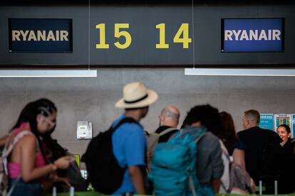 mostrador de Ryanair en el aeropuerto de Valencia.