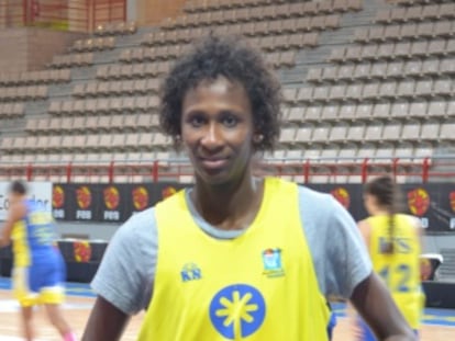 Astou Ndour durante el entrenamiento previo a la semifinal.