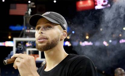 Curry, tras ganar el campeonato.