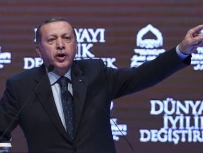 Los islamistas turcos buscan tensar la cuerda con los países europeos para sacar rédito en el referéndum de abril