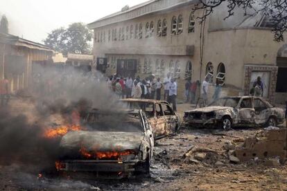 Imagem de um atentado perpetrado por Boko Haram na Nigéria.