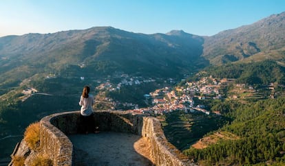 La sierra da Estrela y el pueblo de Loriga, en el centro de Portugal.&nbsp;