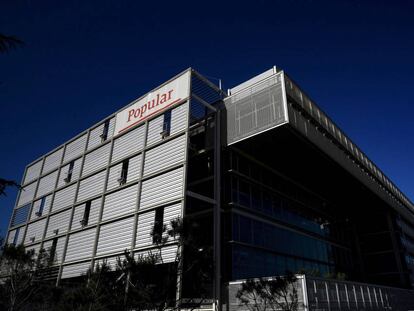 Vista de la fachada de la nueva sede del Banco Popular. EFE/Archivo