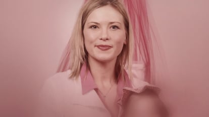Amy Carlson, también conocida como Madre Dios, en una imagen que aparece en el documental de HBO 'El culto Love Has Won'.