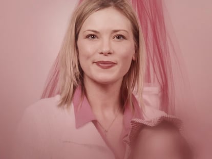 Amy Carlson, también conocida como Madre Dios, en una imagen que aparece en el documental de HBO 'El culto Love Has Won'.