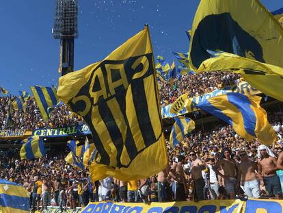 La parcialidad canallae en el clásico contra Newell's, jugado sin hinchada visitante.