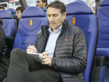 Montanier, en el banquillo de La Romareda.
