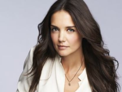 La imagen promocional de Katie Holmes para la firma de cosméticos Bobbi Brown.