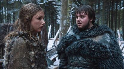 Hannah Murray y John Bradley en 'Juego de tronos'.