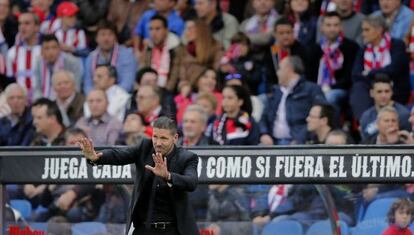 Simeone, en el partido contra el Málaga.