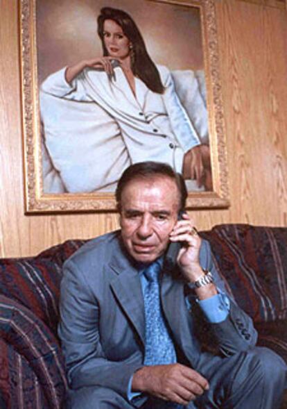 El ex presidente Carlos Menem, durante la entrevista.