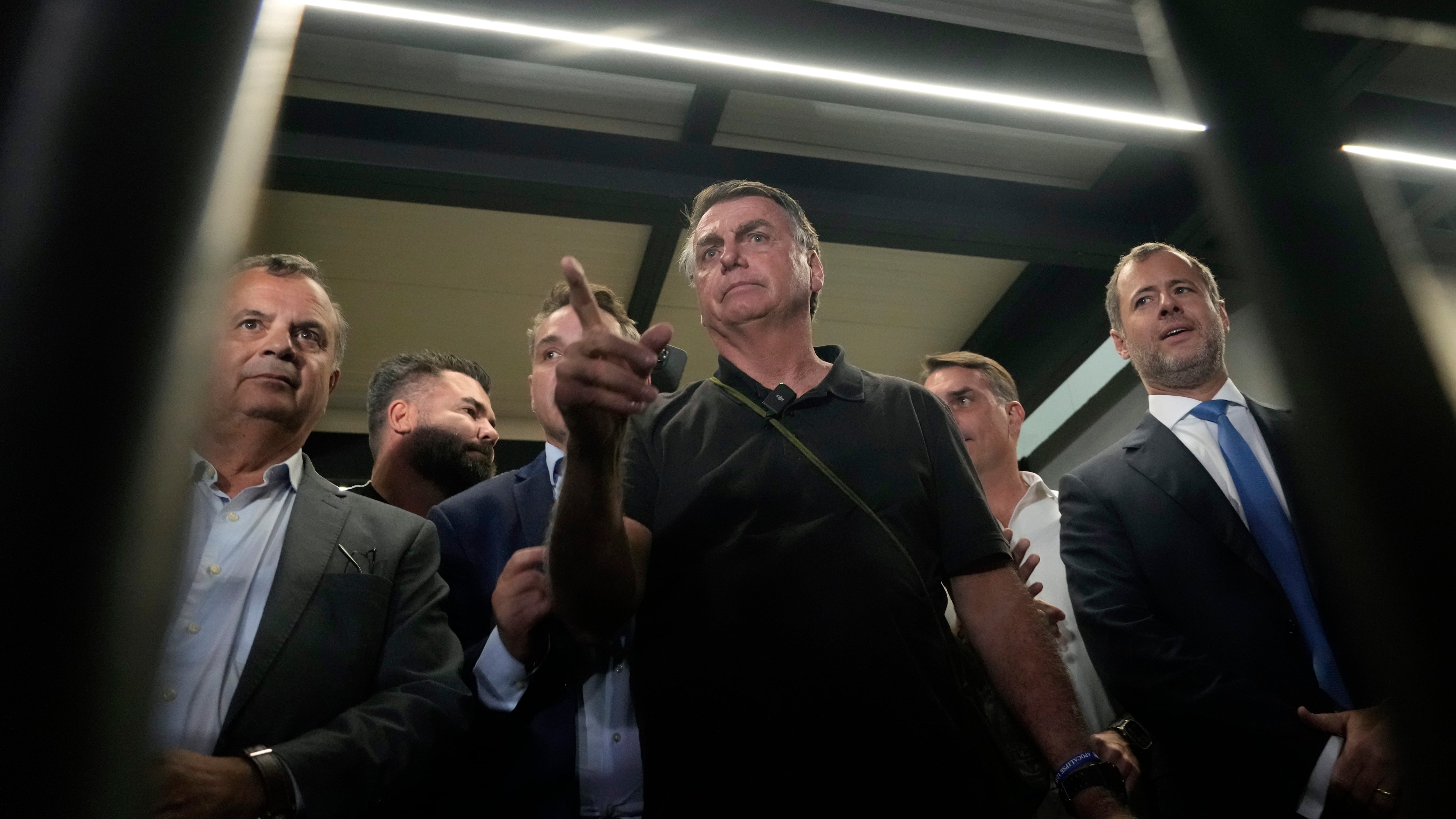 La trama golpista de Bolsonaro: seis comandos para impedir la vuelta de Lula al poder en Brasil