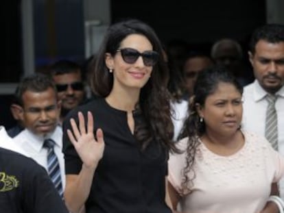 Amal Clooney, a su llegada a las Maldivas