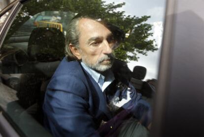 Francisco Correa, a su llegada al TSJ de Madrid para declarar en abril de 2009.