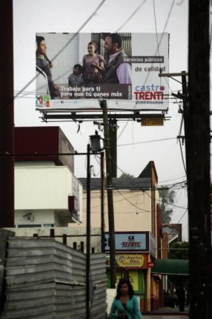 Carteles electorales en Baja California