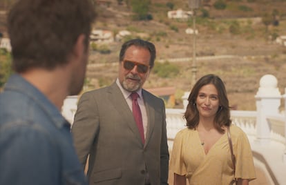 Abel Folk y Ástrid Janer, en una imagen de ‘La encrucijada’.