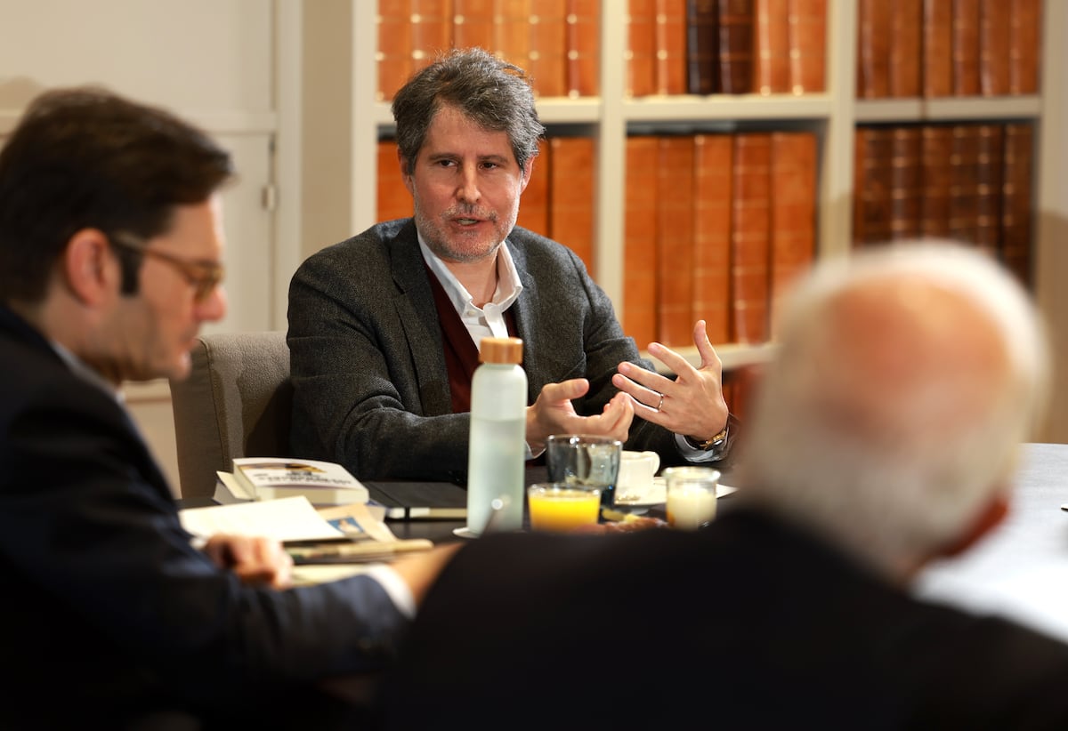 Giuliano da Empoli: The key to Trump's success is moving fast and spectacularly, even when he contradicts himself'