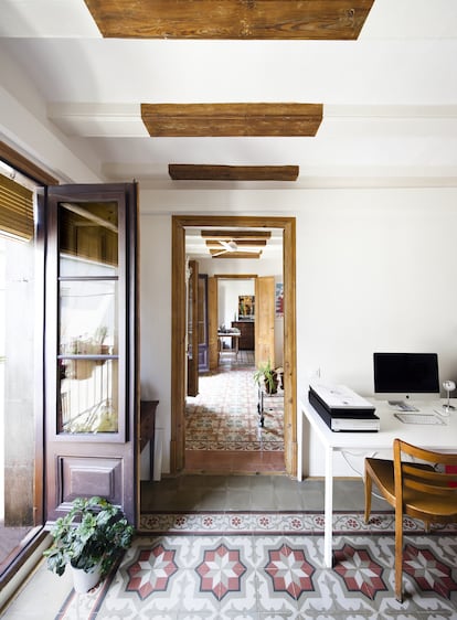 Aplicación de enfilade en una vivienda en Barcelona, de Anna & Eugeni Bach.
