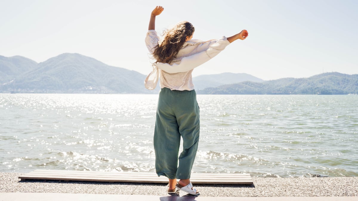 5 pantalones fluidos en oferta que querrás llevar todo el verano por lo cómodos que son