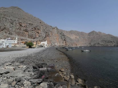 Vista del estrecho de Ormuz desde la provincia de Musandam (Omán) el pasado viernes.