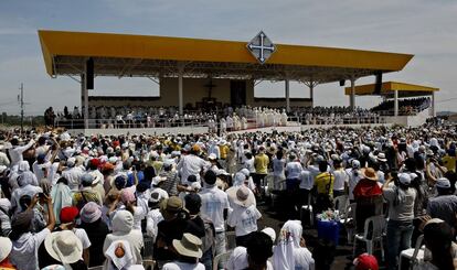 Vista general de la misa oficiada por el Papa en Guayaquil, Ecuador, ante más de un millón de fieles.