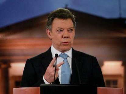El presidente de Colombia, Juan Manuel Santos, pronuncia una declaraci&oacute;n sobre el proceso de negociaci&oacute;n con las FARC. 