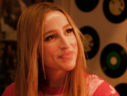 Belén Aguilera sonríe durante su entrevista para el proyecto Ballantine’s Stay True Records.