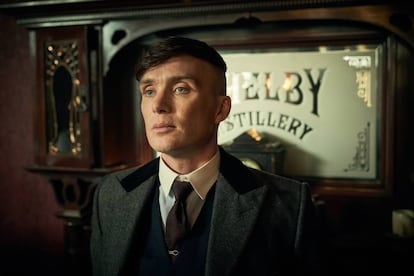 El actor irlandés Cillian Murphy está influyendo en la moda masculina con el corte de pelo de su personaje, Tommy Shelby.