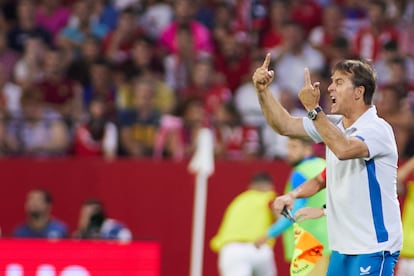 Julen Lopetegui, durante el partido ante el Barcelona.