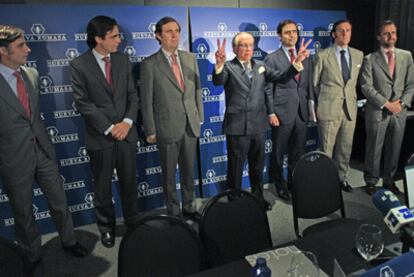 José María Ruiz-Mateos, con sus hijos varones, el pasado 17 de febrero.