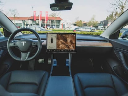 Tesla Autopilot