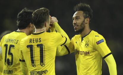 Reus y Aubameyang celebran el 3-0 al Tottenham. 