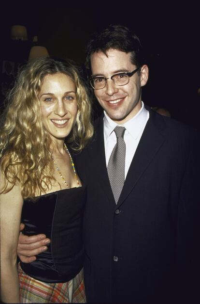 En 1997 Parker se casó con, el que todavía es su marido, Matthew Broderick. A lo largo de este tiempo han sido considerados una de las parejas más estables de Hollywood, hasta que hace unos años el actor confesó de manera pública haberle sido infiel. Una traición que hizo que se tambalearan los cimientos de la relación, aunque finalmente Parker lo perdonó.