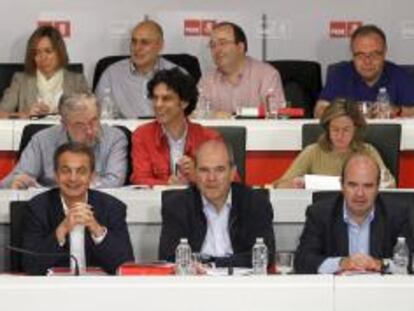 PSOE: Barones varones (y solo cuatro mujeres hablan)