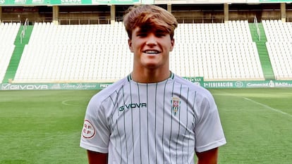 Imagen oficial, con su equipación del Juvenil del Córdoba CF, del jugador Álvaro Prieto, desaparecido en Sevilla.