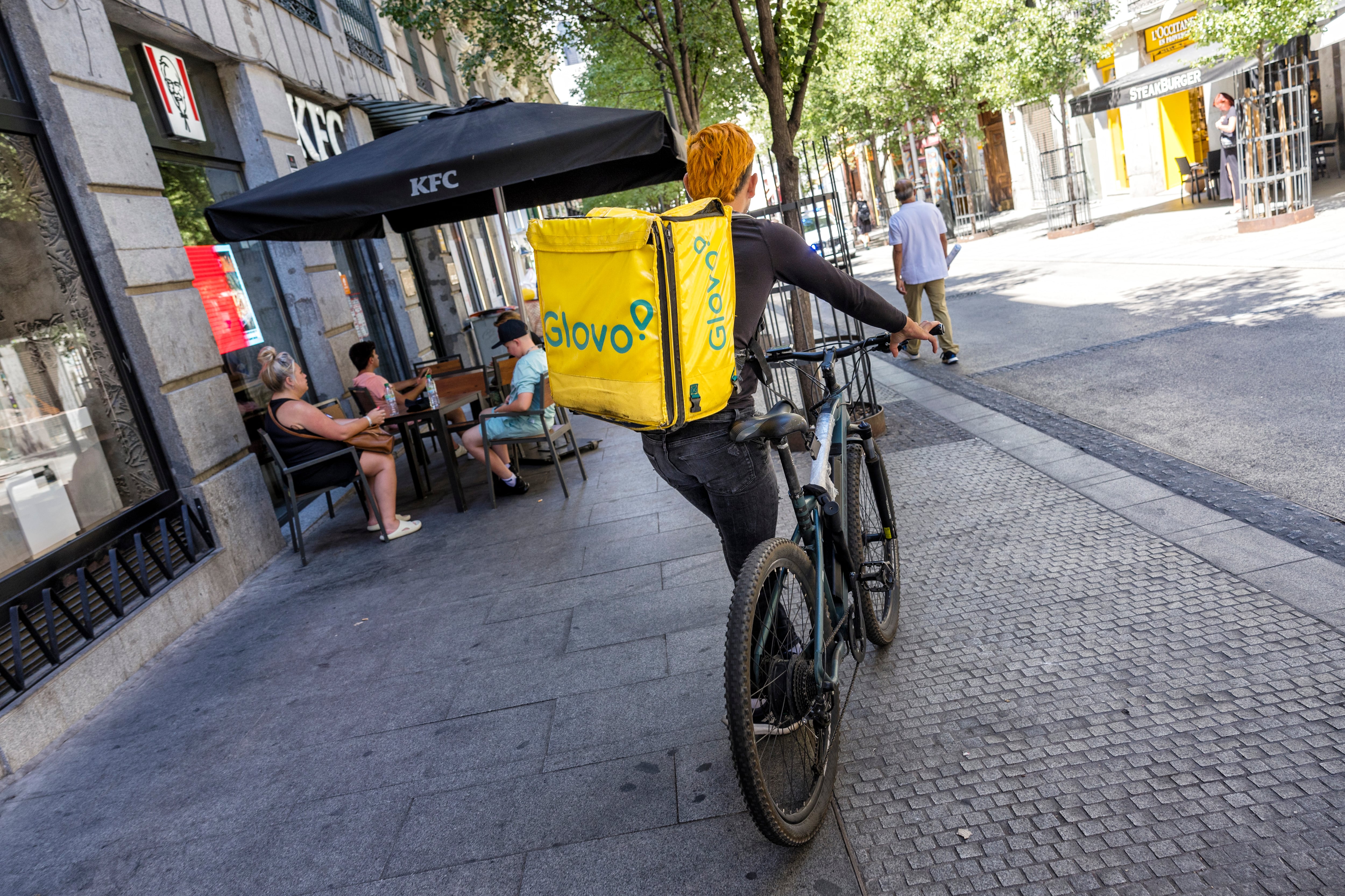 España defiende una ‘ley rider’ a nivel global para regular el empleo en plataformas