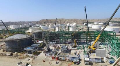 Vista aérea de las obras de ampliación de la refinería peruana de Talara, ejecutadas por la española Técnicas Reunidas.