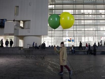 El Macba en la pla&ccedil;a dels &Agrave;ngels de Barcelona.