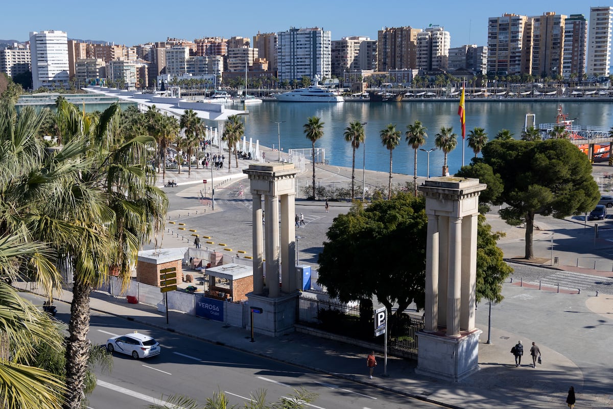 Neptuno y Venus pierden la batalla en Málaga