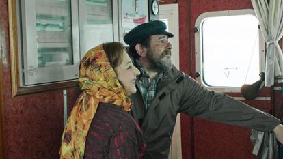 La pareja veterana la conforman Carmen Machi y Karra Elejalde. La primera compite por primera vez a los Goya (aunque ya presentó la gala en 2008) y Elejalde (ganador por 'También la lluvia').