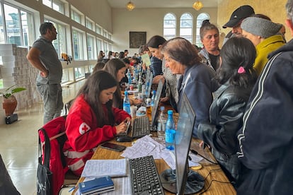 The Armenian town of Goris receives thousands of refugees from Nagorno-Karabakh on September 26.