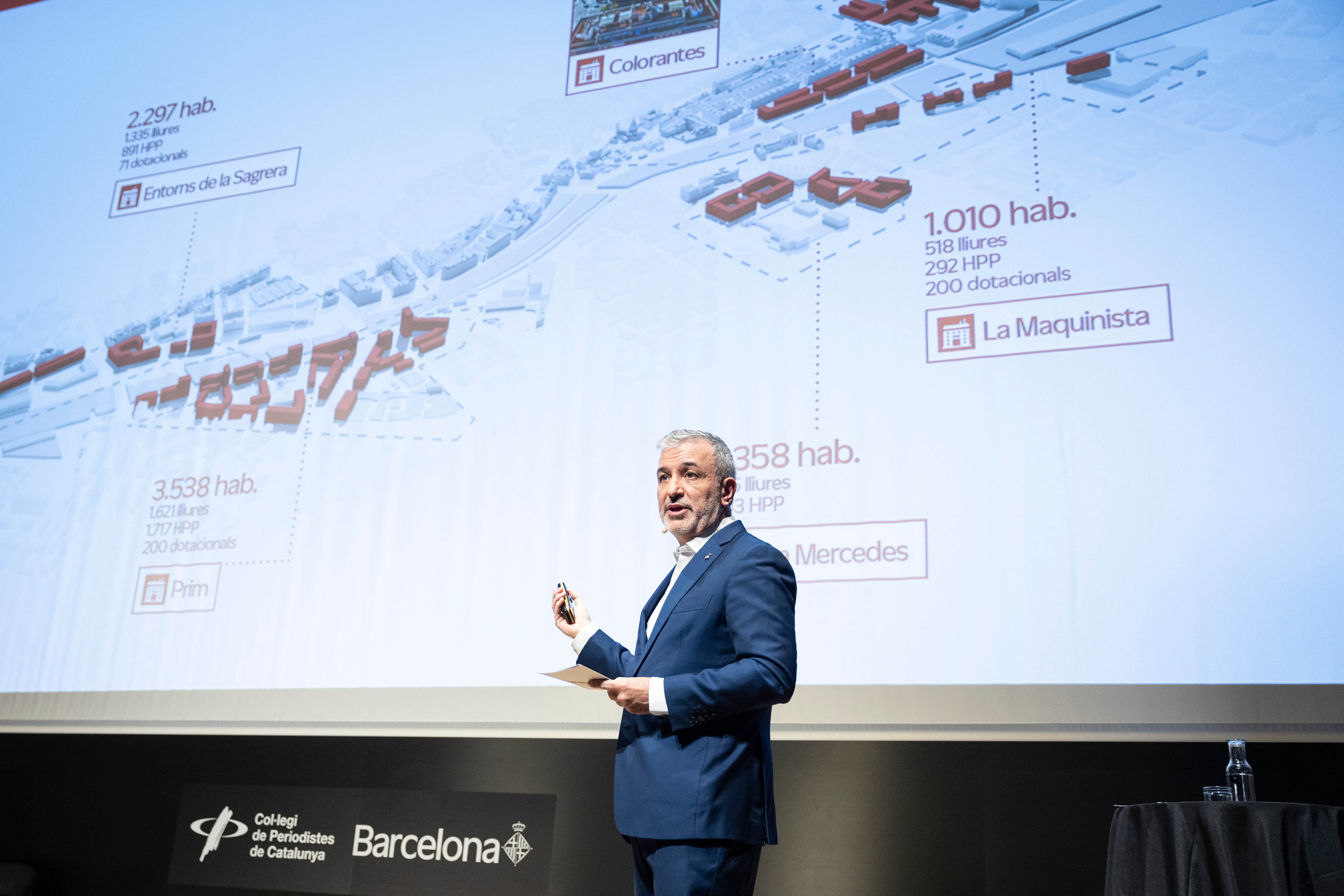 El alcalde de Barcelona Jaume Collboni durante la conferencia