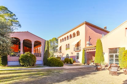 Masía del siglo XVI sobre una finca de 34 hectáreas en la comarca del Penedès.